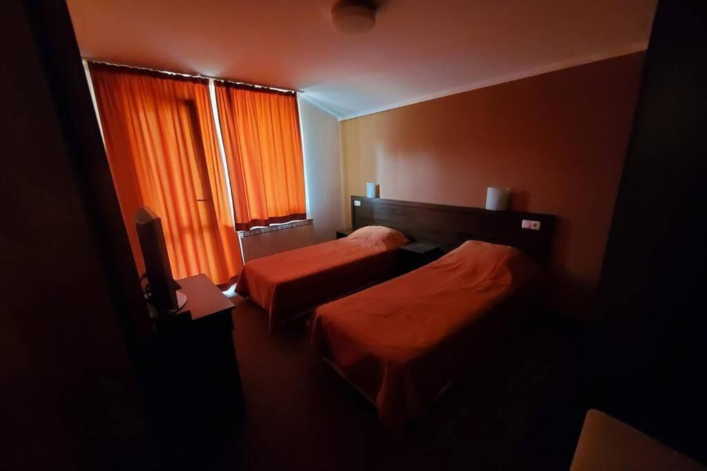 Villa Двете Къщи В Планината Beli Osŭm Exterior foto